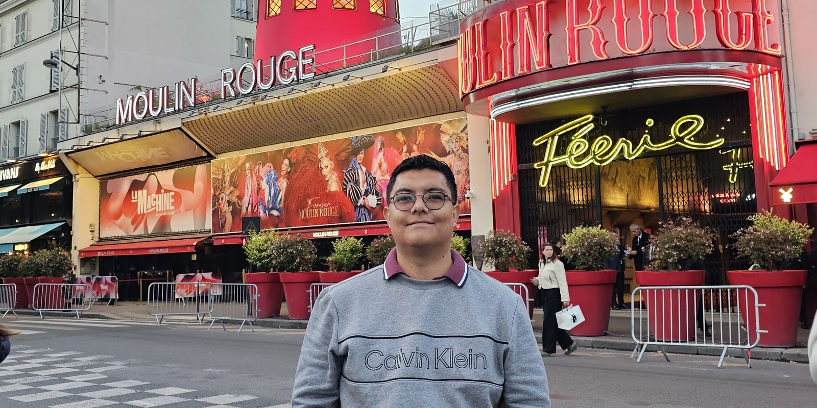 Clientes felices en la playa